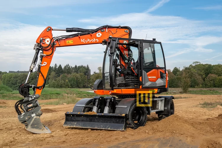 Koparka kołowa Kubota KW095 widok ogólny z przodu