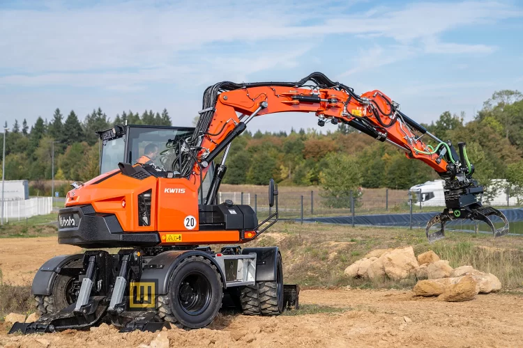 Koparka kołowa Kubota KW115 ramię koparki