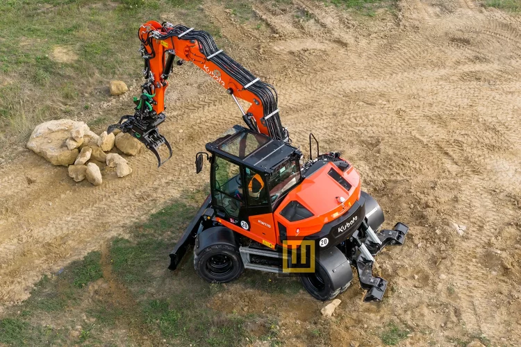 Koparka kołowa Kubota KW115 widok z góry na koparkę