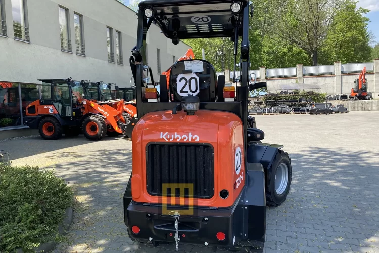 ladowarka-kolowa-kubota-rt220-2-tyl