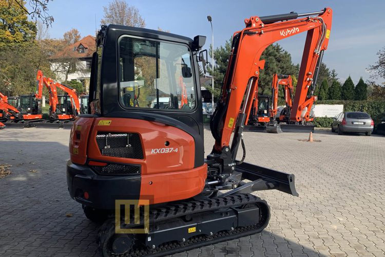 Minikoparka KUBOTA KX037-4