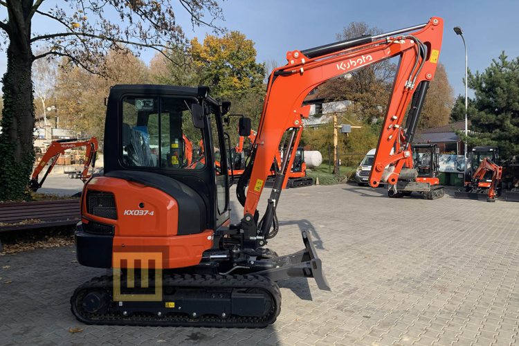 Minikoparka KUBOTA KX037-4