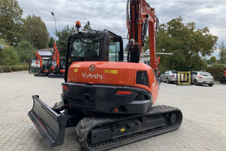Minikoparka KUBOTA KX080-4