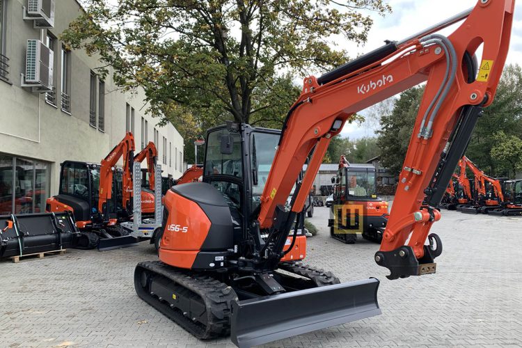 Minikoparka Kubota U56-5 prawy bok