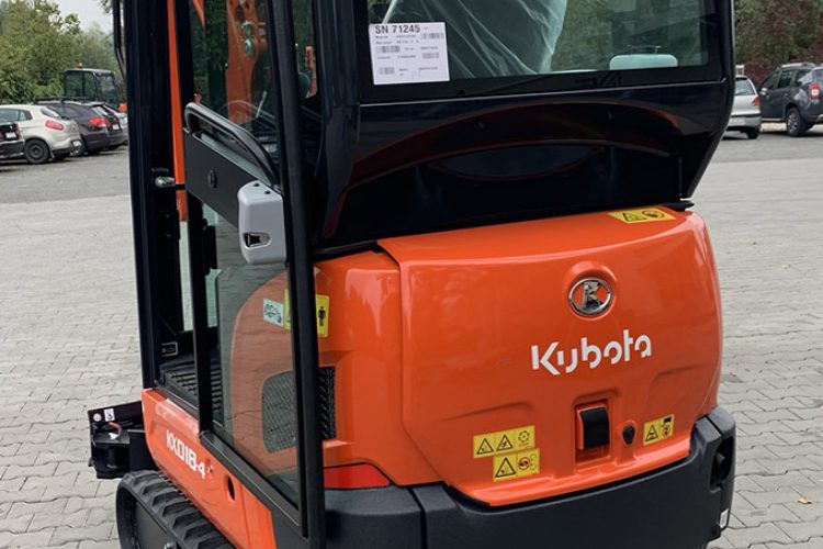Minikoparka KUBOTA KX018-4