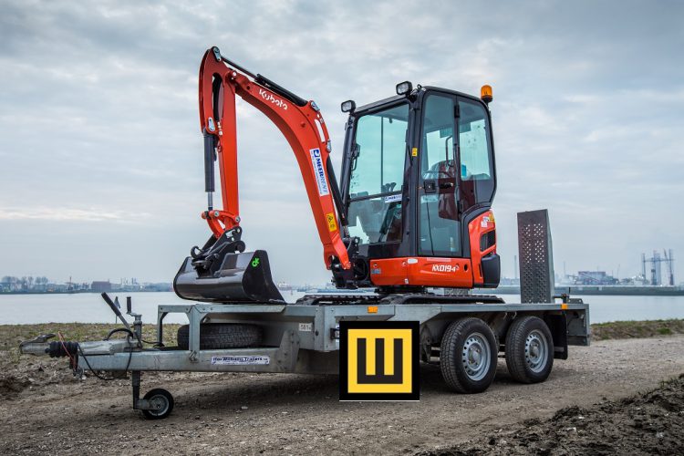 minikoparka_kubota_kx019-4_przyczepa_cala