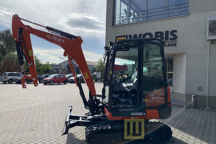 Minikoparka KUBOTA KX030-4